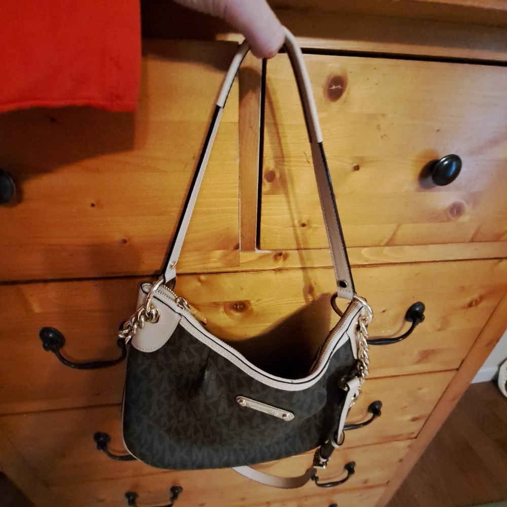 Excellent condition, Michael Kors Brown and Tan Shoulder Bag with Elegant Design